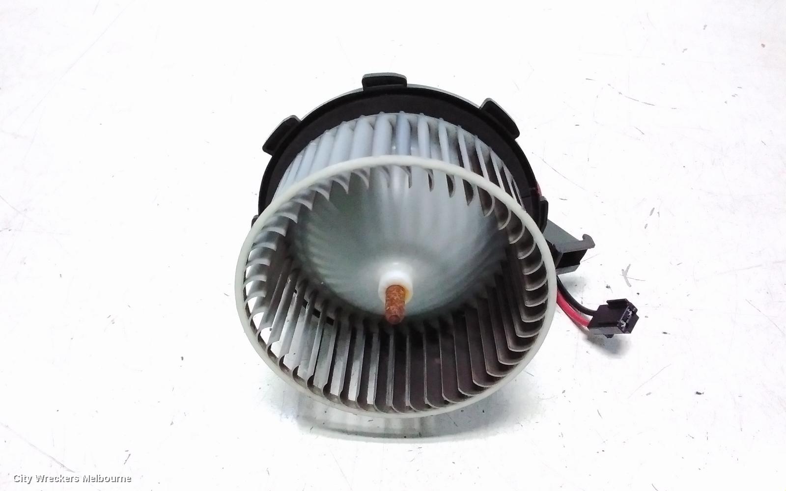 PORSCHE MACAN HEATER FAN MOTOR, 95B, 06/2014 ONWARDS - Image 3