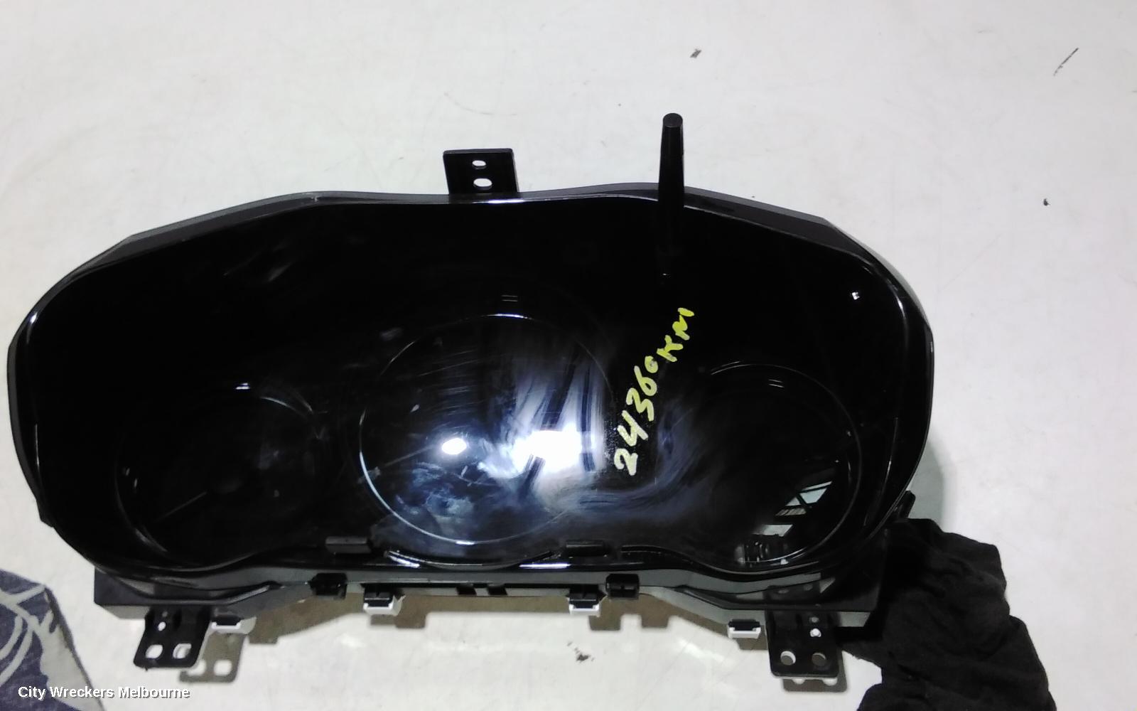HONDA HRV INSTRUMENT CLUSTER, PETROL, AUTO T/M, RU5, 12/2014 - 10/2021 - Image 1