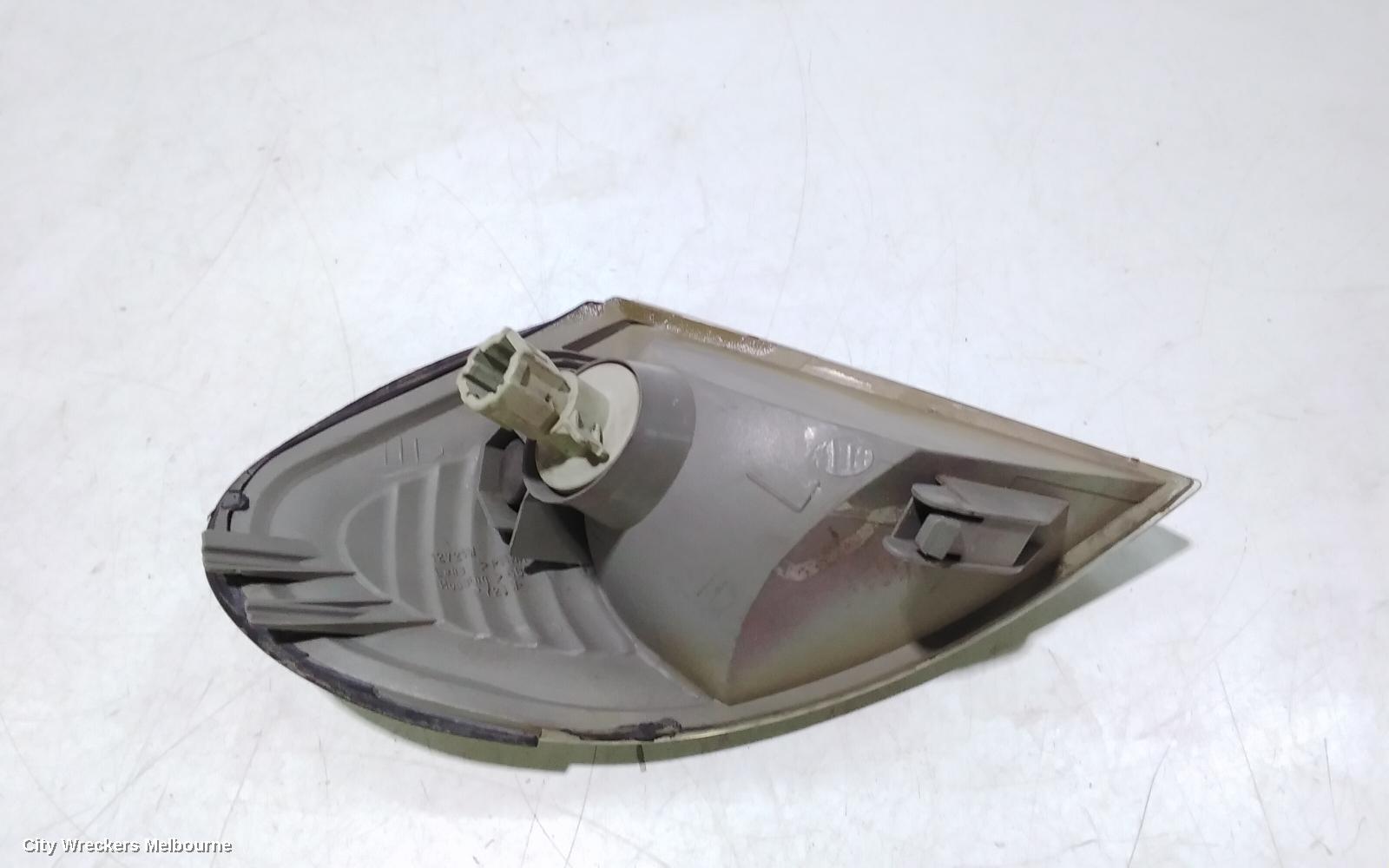 NISSAN PULSAR LEFT INDICATOR/FOG/SIDE, CORNER LIGHT, N16 SI, HATCH, 06/2001 - 12/2002 - Image 3