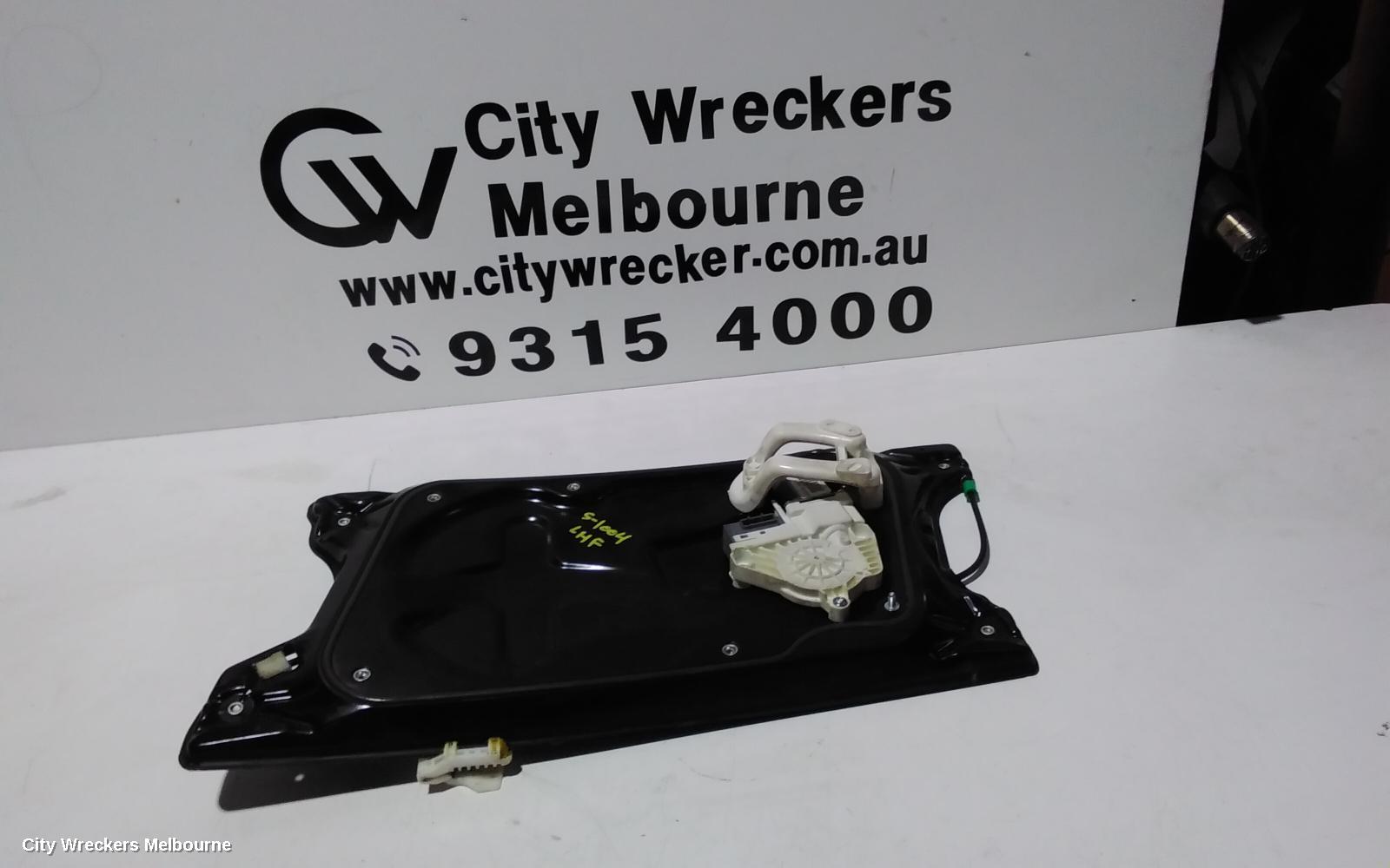 LAND ROVER RANGEROVER SPORT LEFT FRONT WINDOW REG/MOTOR, L320, 08/2005 - 12/2013 - Image 1