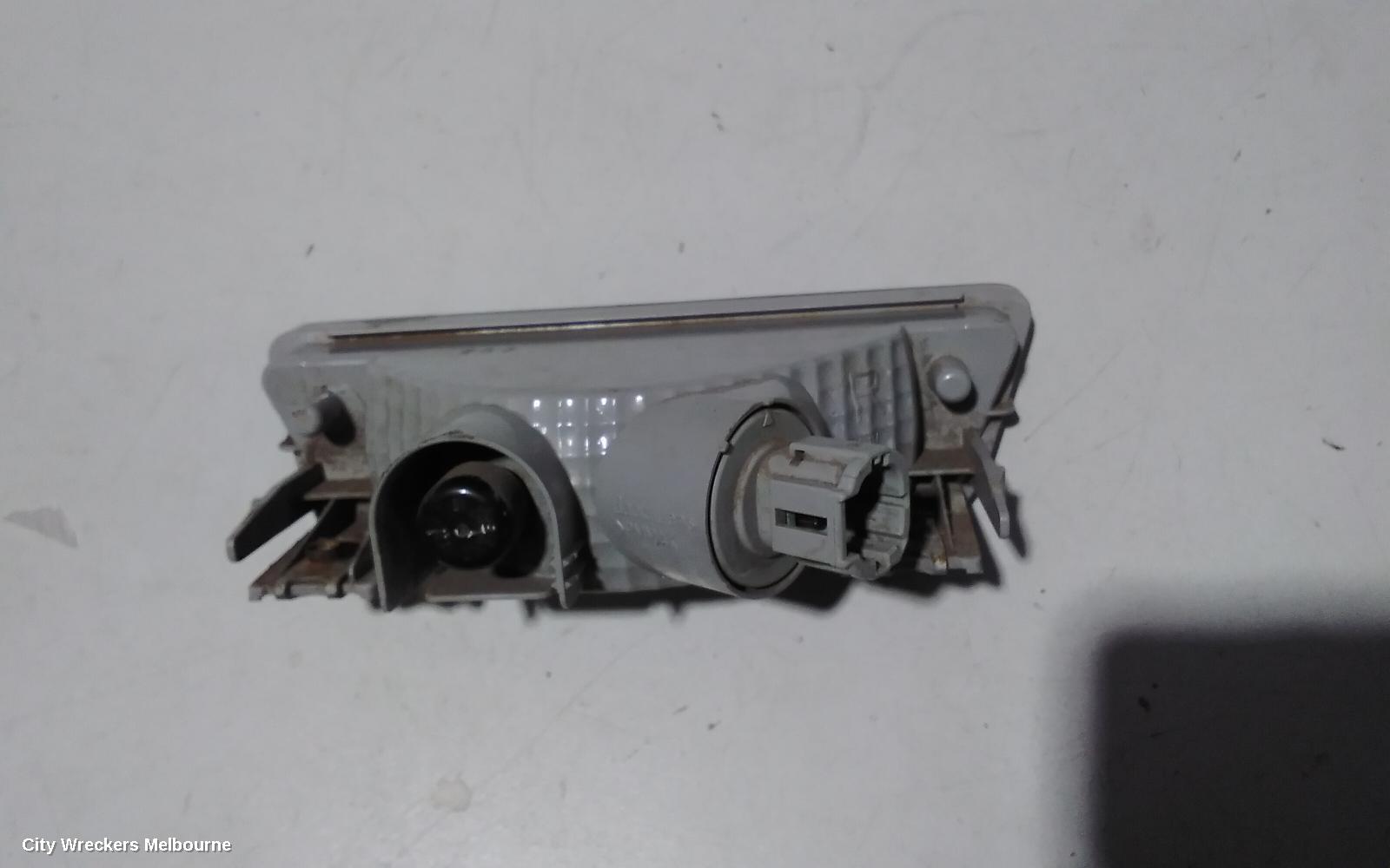 NISSAN XTRAIL RIGHT TAILLIGHT, T31, BUMPER REFLECTOR, 09/2007 - 12/2013 - Image 3