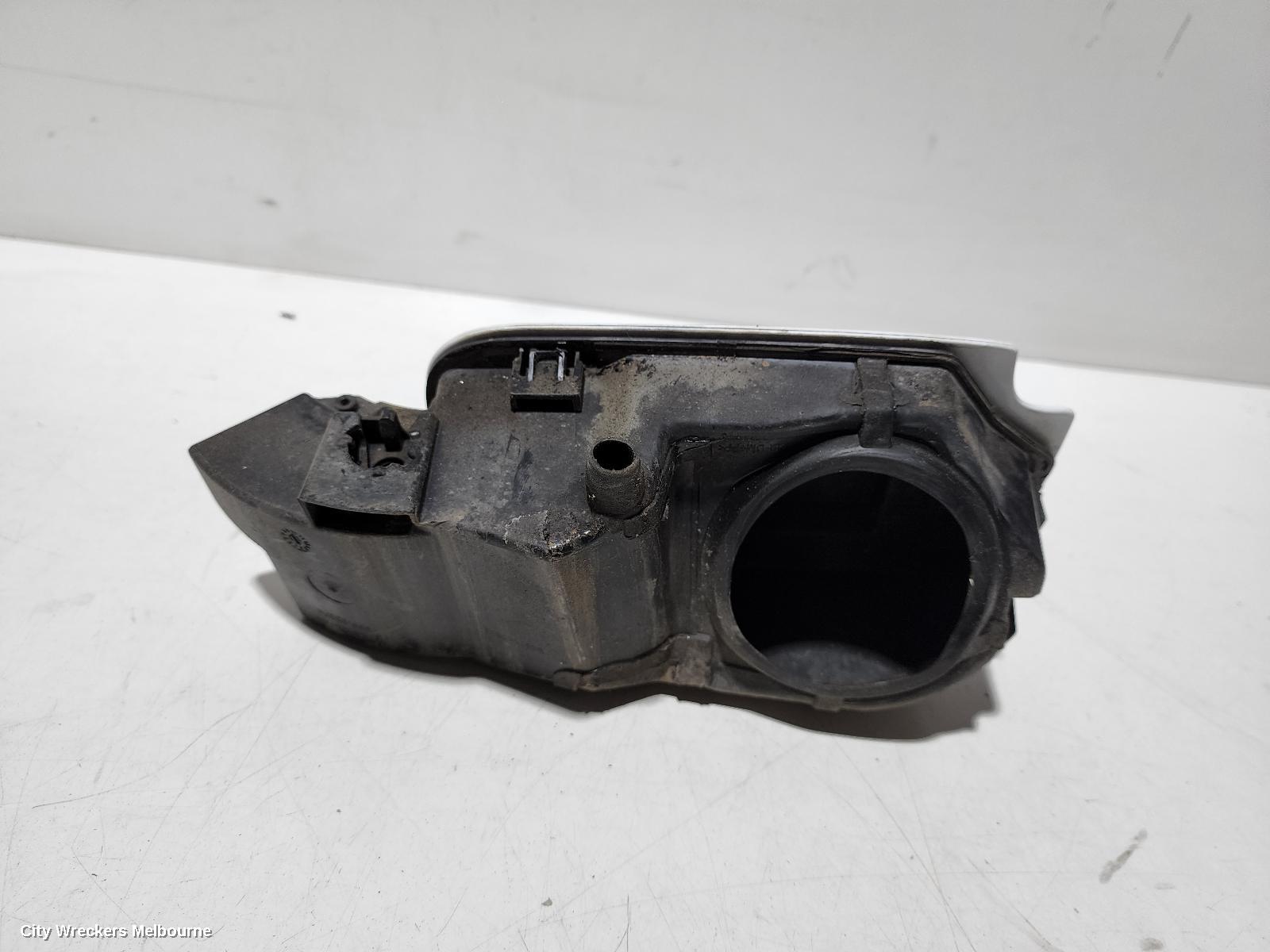 PEUGEOT PARTNER FUEL DOOR / FILLER, FUEL FLAP & HOUSING, B9, 09/2008 - 11/2012 - Image 2