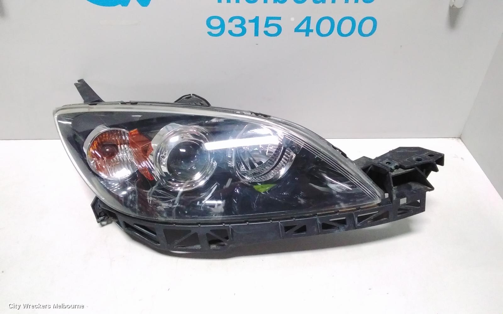 MAZDA 3 RIGHT HEADLAMP, BK, HATCH, NON HID, MANUAL ADJUST TYPE, 10/2003 - 04/2009 - Image 3