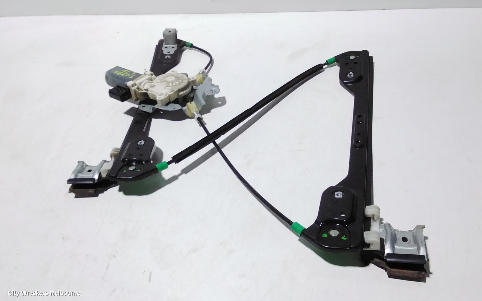 CHRYSLER 300C LEFT FRONT WINDOW REG/MOTOR, POWER, 01/2005 ONWARDS - Image 1