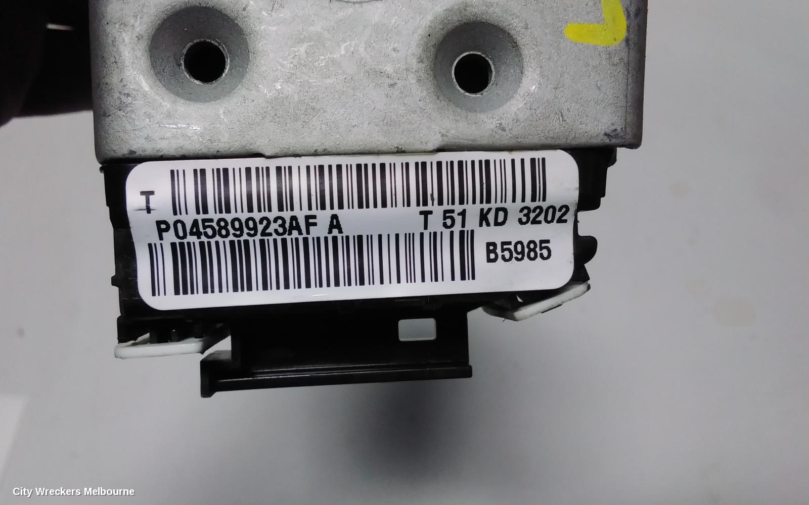 JEEP GRANDCHEROKEE DOOR/BOOT/GATE LOCK, LEFT REAR DOOR LOCK, WK, 10/2010 ONWARDS - Image 2