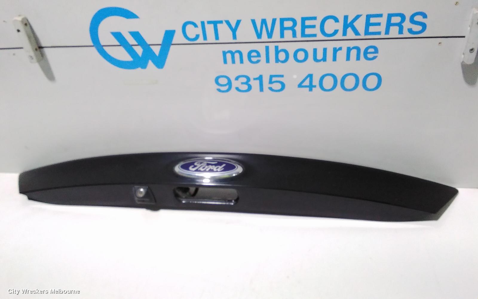 FORD FOCUS REAR GARNISH, TAILGATE GARNISH, LW, HATCH, W/ CAMERA TYPE, 08/2012 - 08/2015 - Image 3