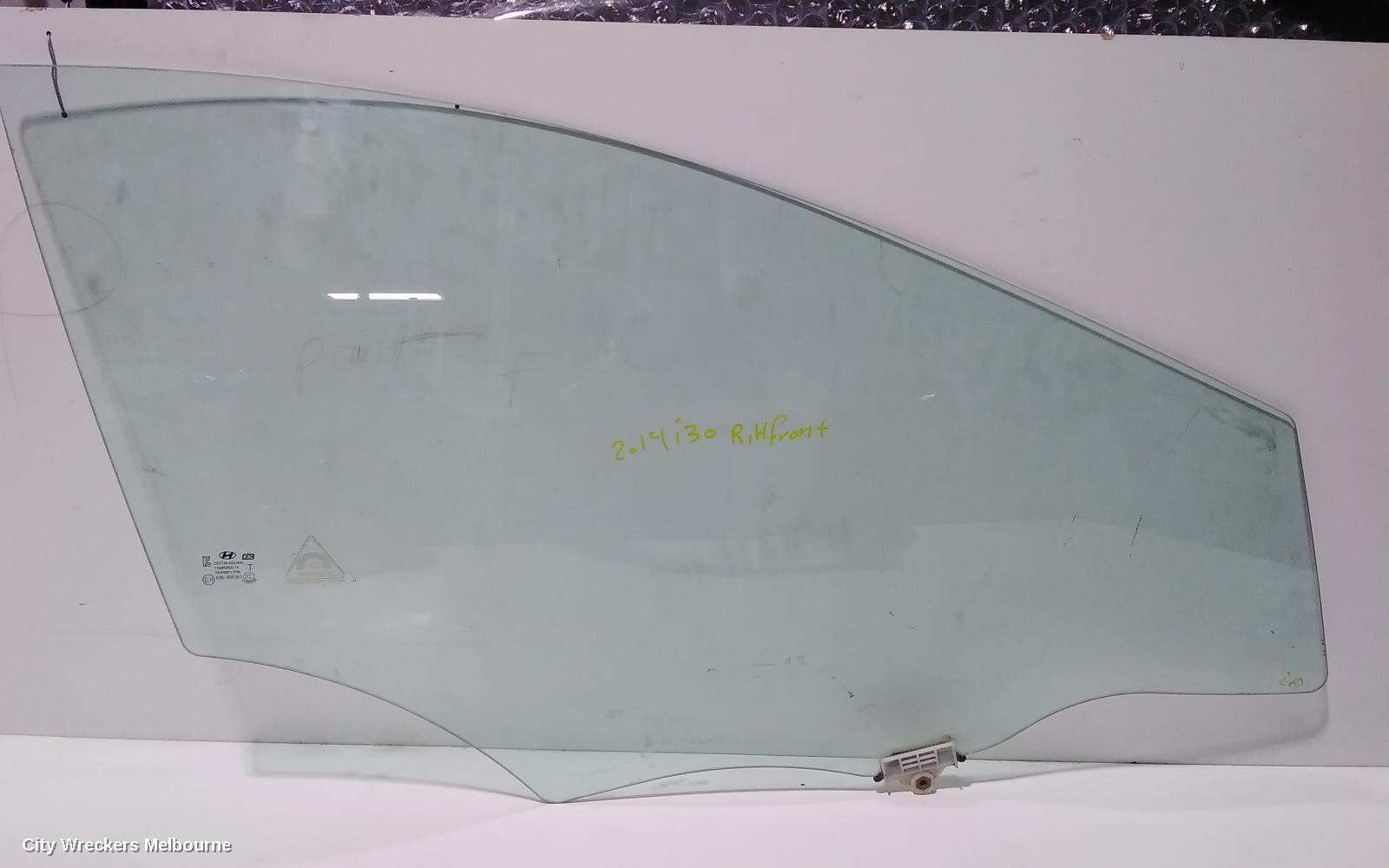 HYUNDAI I30 RIGHT FRONT DOOR WINDOW, GD, 5DR HATCH, 05/2012 - 02/2017 - Image 1
