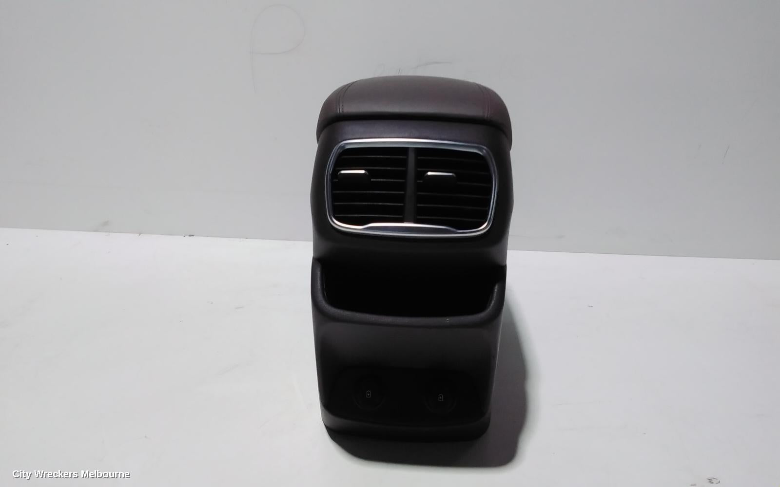 HYUNDAI SANTA FE CONSOLE, AUTO T/M, TM, LEATHER, DARK BEIGE, 03/2018 ONWARDS - Image 1