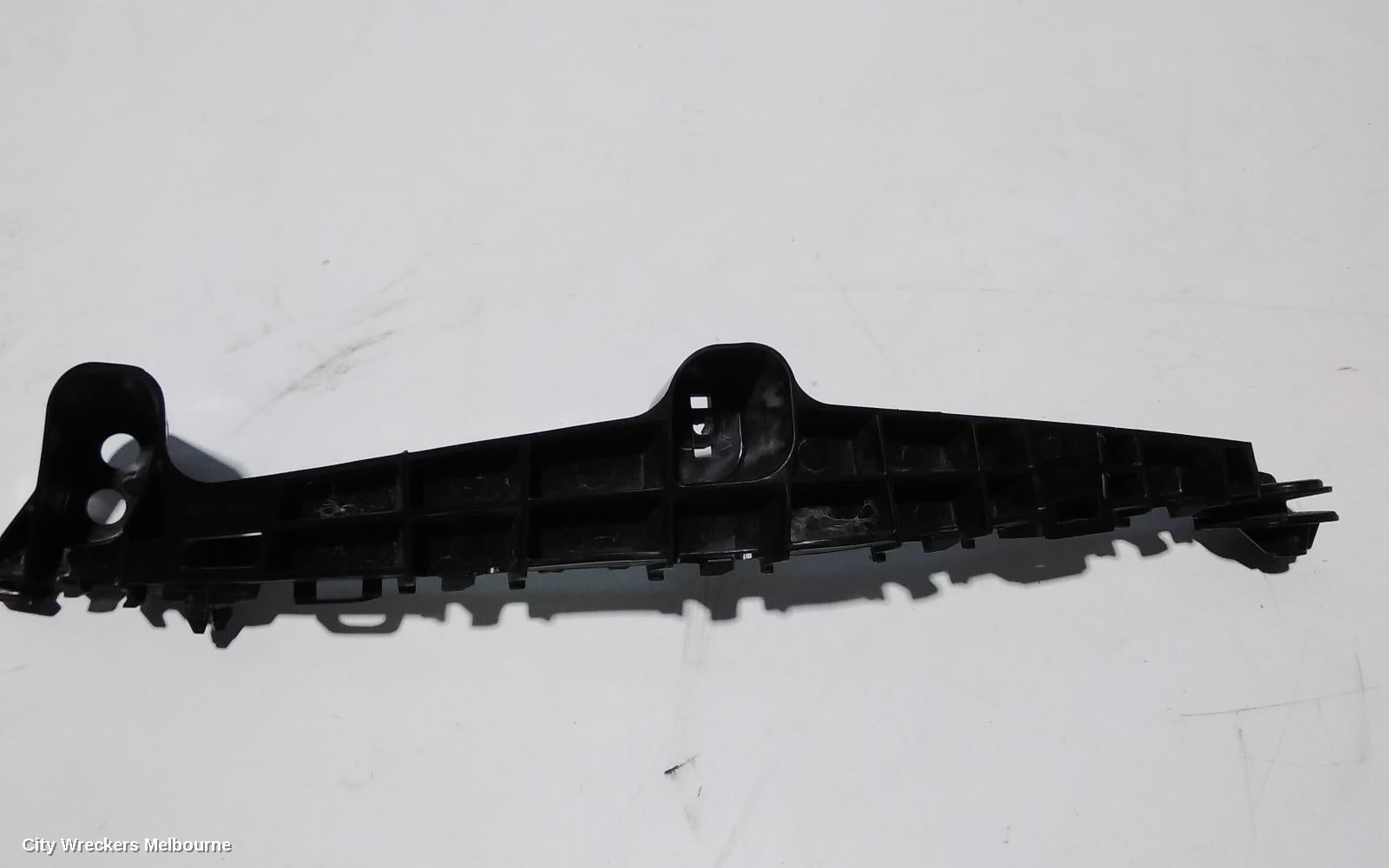 SUZUKI BALENO, EW, 04/2016 - 12/2022, RHF BAR SLIDER: 91288 - Image 2
