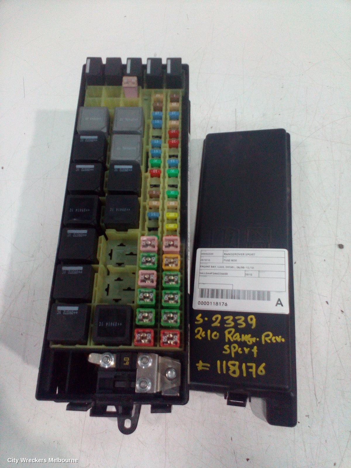 LAND ROVER RANGEROVER SPORT FUSE BOX, ENGINE BAY, L320, DIESEL, 08/2005 - 12/2013 - Image 3
