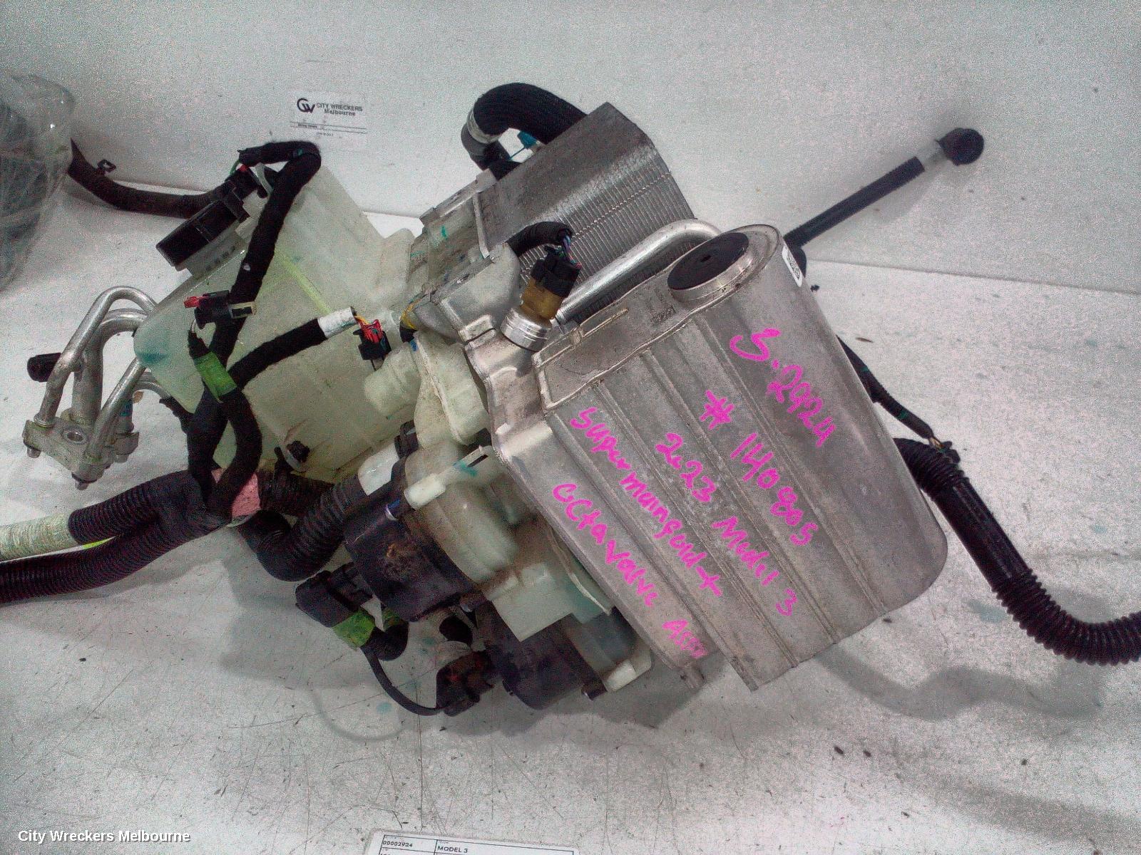 TESLA MODEL 3, 1ST GEN, 06/2019 ONWARDS, 1547595-A2-F  SUPERMANIFOLD ASSEMBLY  / 1506859-00-E  OCTOVALVE ASSEMBLY : 140805 - Image 3