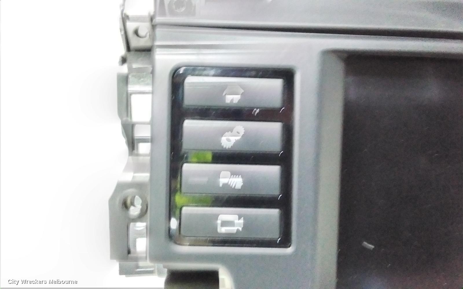 LAND ROVER DISCOVERY SPORT RADIO/CD/DVD/SAT/TV, HEAD UNIT, DIGITAL AUDIO, W/ SAT NAV, NON TELEMATICS, LEVEL C, L550, 01/2015 - 06/2019 - Image 3