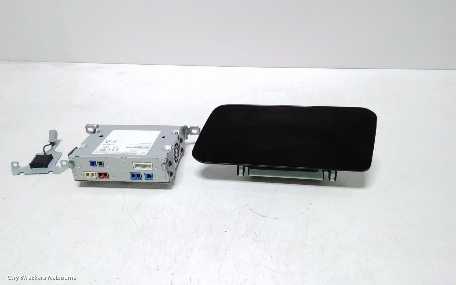 MAZDA 3 RADIO/CD/DVD/SAT/TV, DISPLAY UNIT, BP, 03/2019 ONWARDS - Image 2