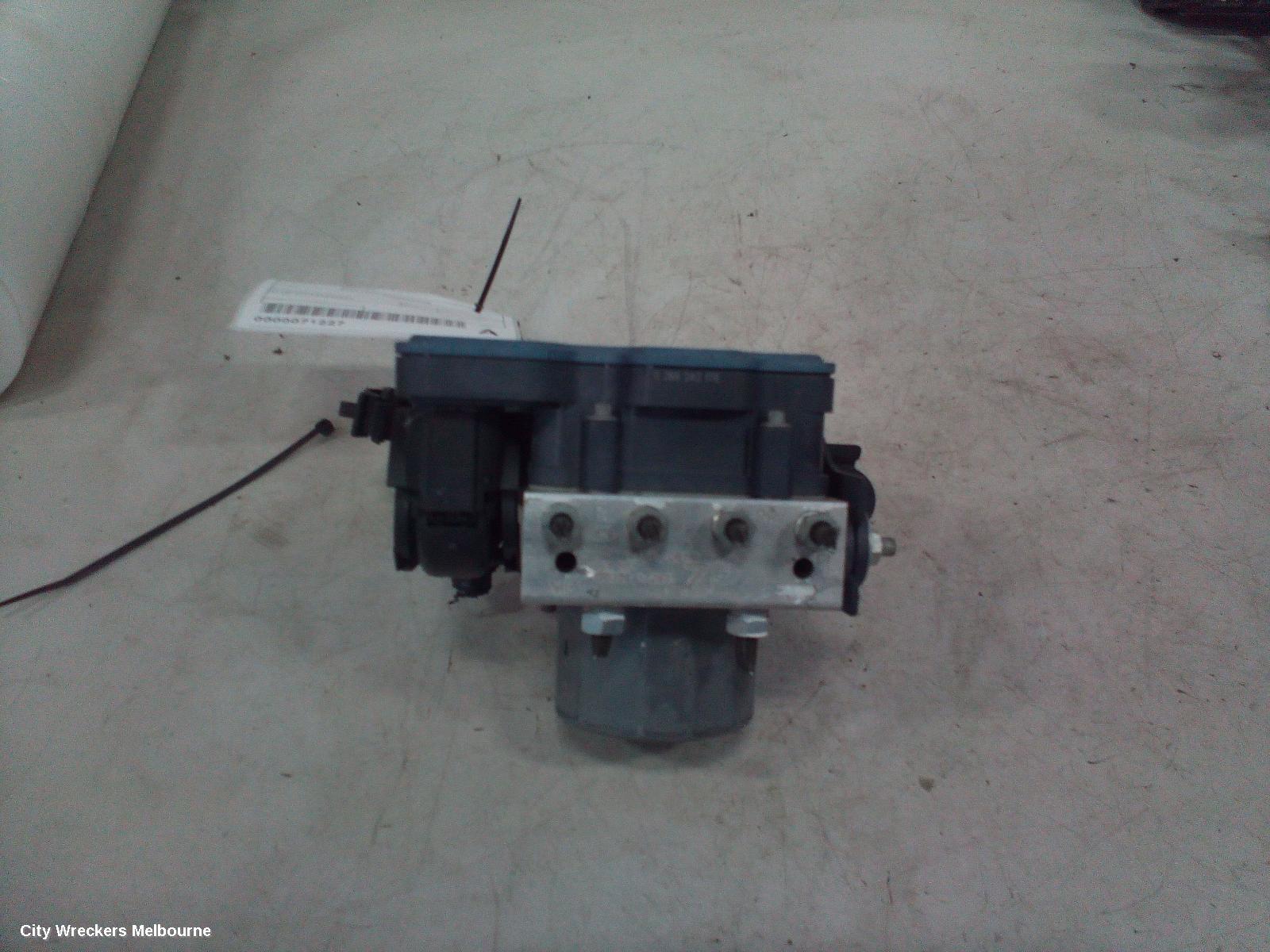 TOYOTA CAMRY ABS PUMP/MODULATOR, ASV50, STANDARD (NON HYBRID), P/N 4454006110, 12/2011 - 05/2015 - Image 3