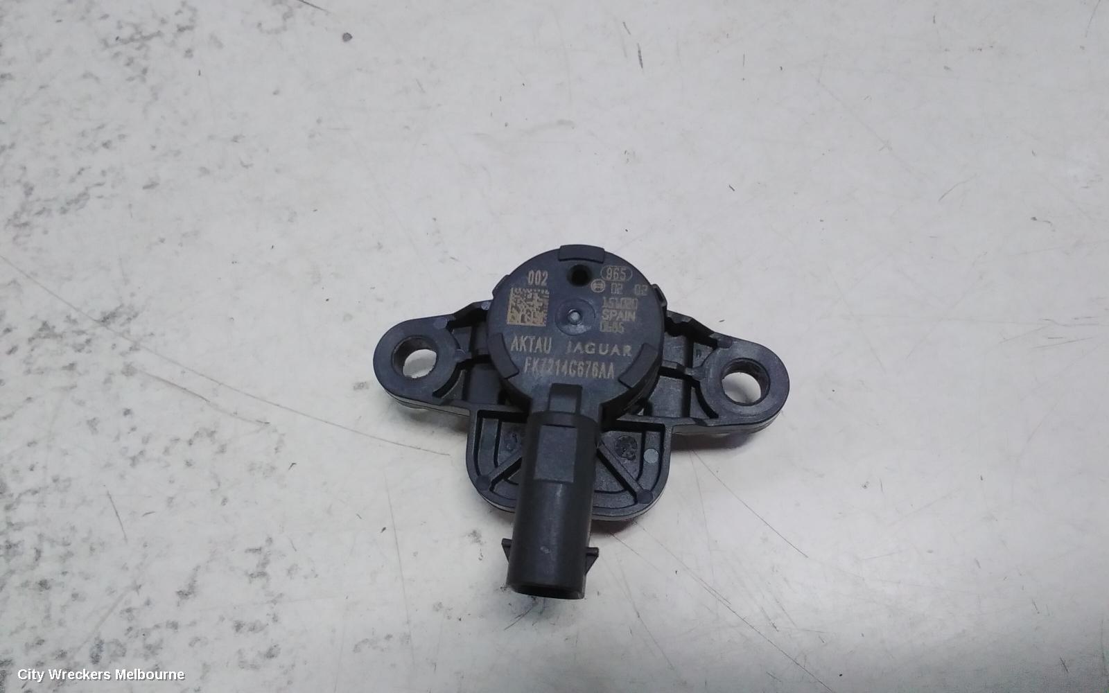 LAND ROVER DISCOVERY SPORT, L550, 01/2015 ONWARDS, FRONT LEFT SIDE DOOR SAFETY IMPACT CRASH SENSOR FK7214C676AA: 117049 - Image 2