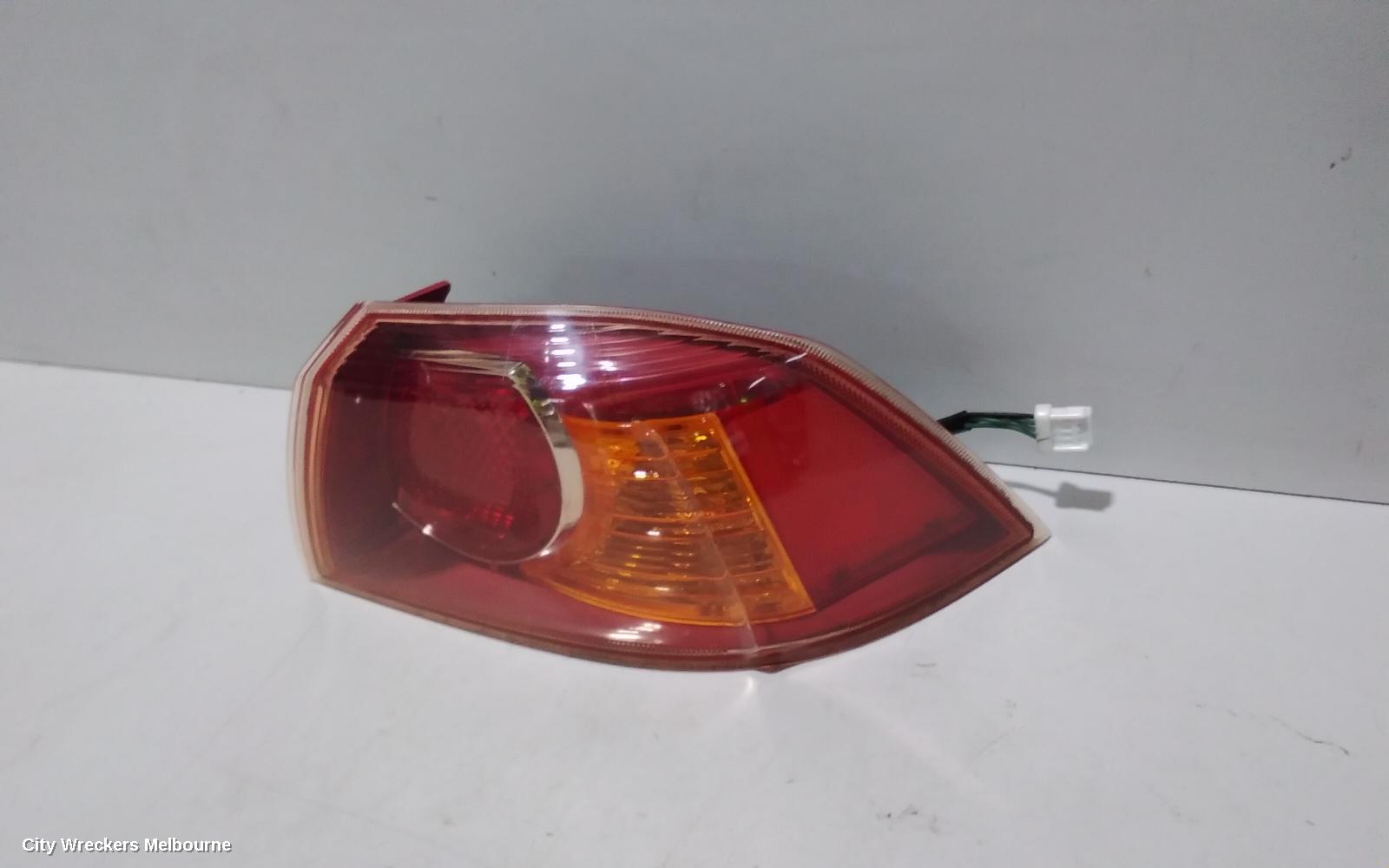 MITSUBISHI LANCER RIGHT TAILLIGHT, CJ, SEDAN, RED INSERT TYPE, 07/2007 - 07/2009 - Image 3