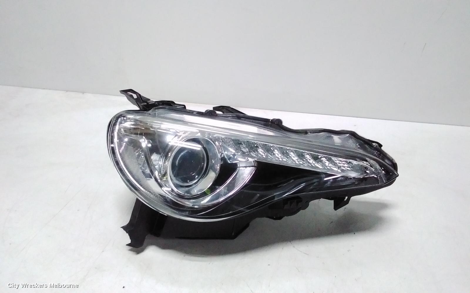 TOYOTA 86 RIGHT HEADLAMP, ZN6, GTS, XENON TYPE, 04/2012 - 09/2016 - Image 1