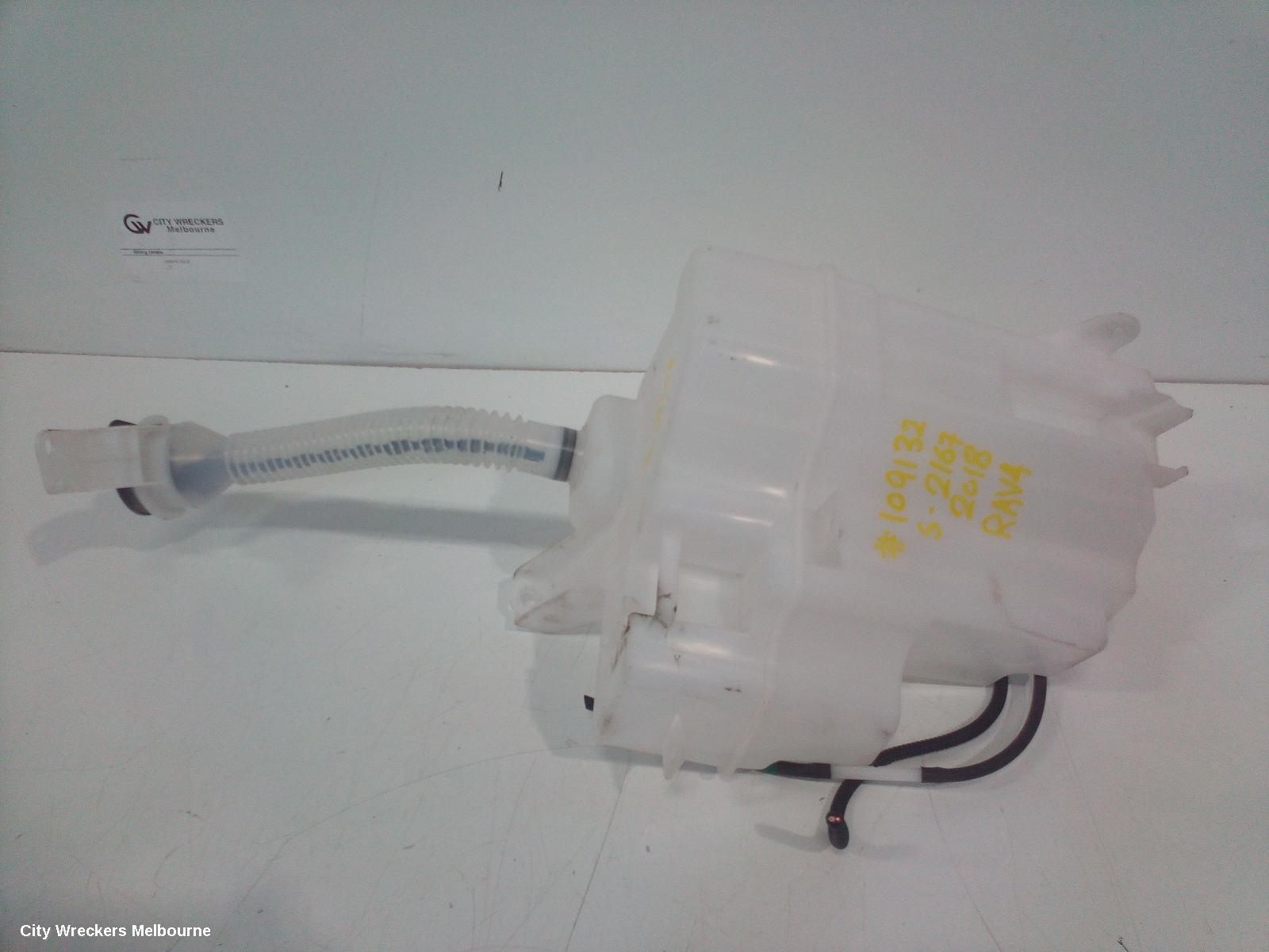 TOYOTA RAV4 WASHER BOTTLE, XA40, NON H/LAMP WASHER TYPE, 12/2012 - 11/2018 - Image 3