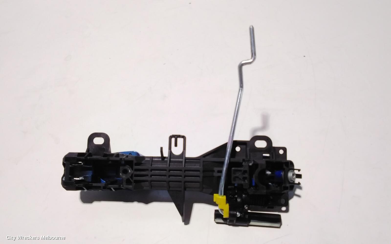 TOYOTA COROLLA DOOR HANDLE, OUTER, LH FRONT/RH FRONT, ZRE182R, HATCH, 03/2015 - 06/2018 - Image 3