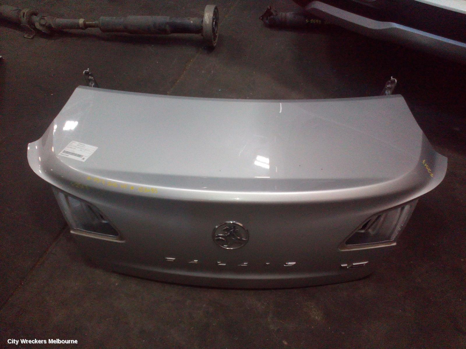 HOLDEN COMMODORE BOOTLID/TAILGATE, BOOTLID, VF, SEDAN, NON SPOILER TYPE, 05/2013 - 12/2017 - Image 2