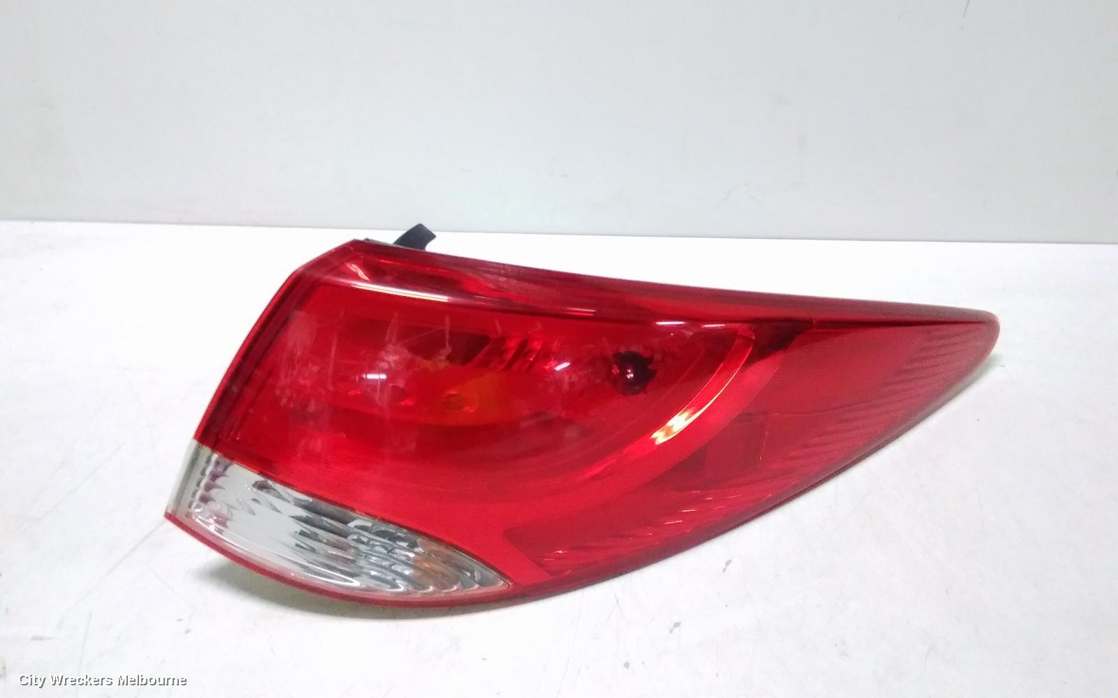 HYUNDAI IX35 RIGHT TAILLIGHT, LM SERIES (VIN KMHJ), IN BODY, 11/2009 - 01/2016 - Image 2
