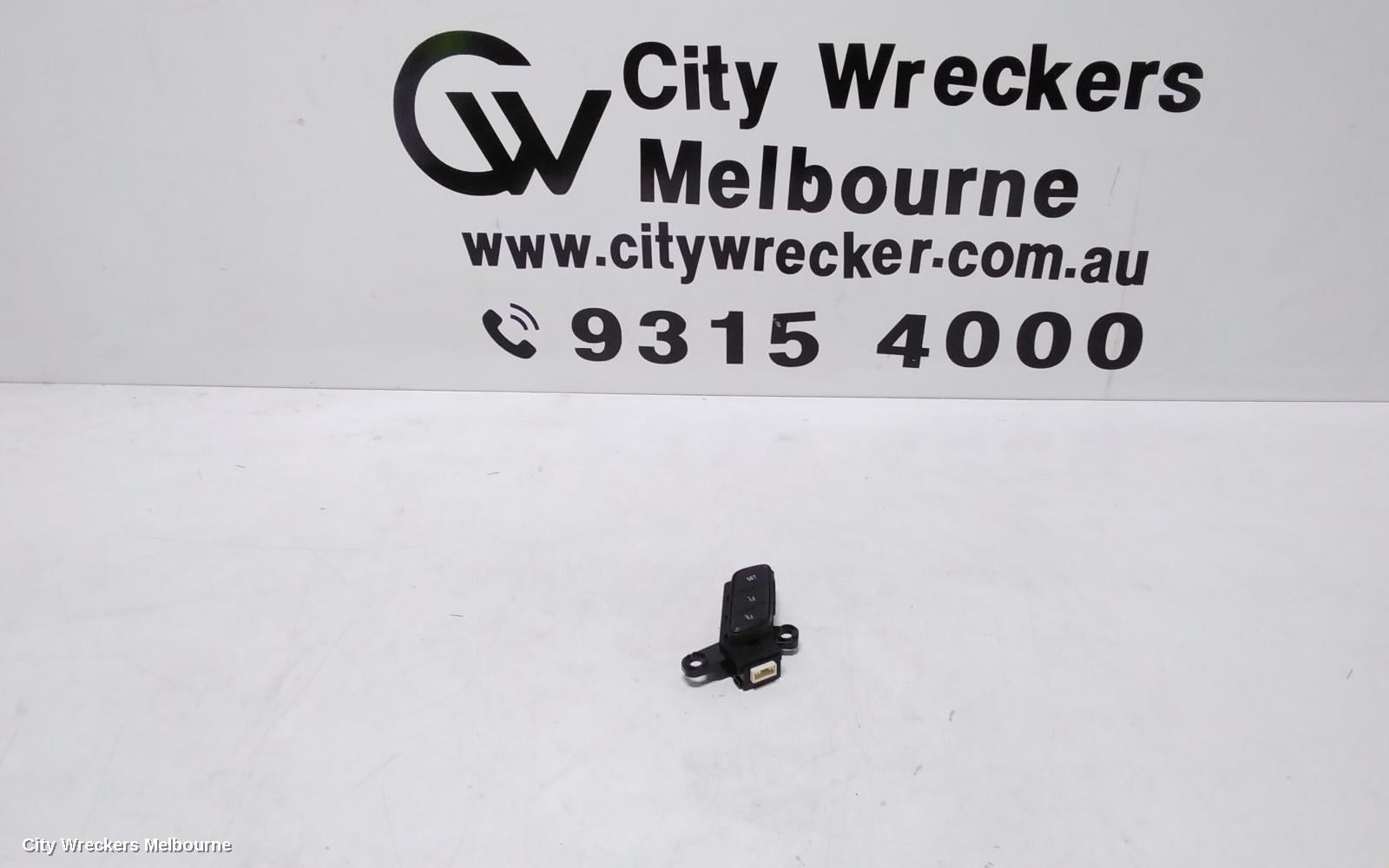 HYUNDAI SANTA FE, TM, 03/2018 - 10/2023, MEMORY SEATS SWITCH: 110654 - Image 1