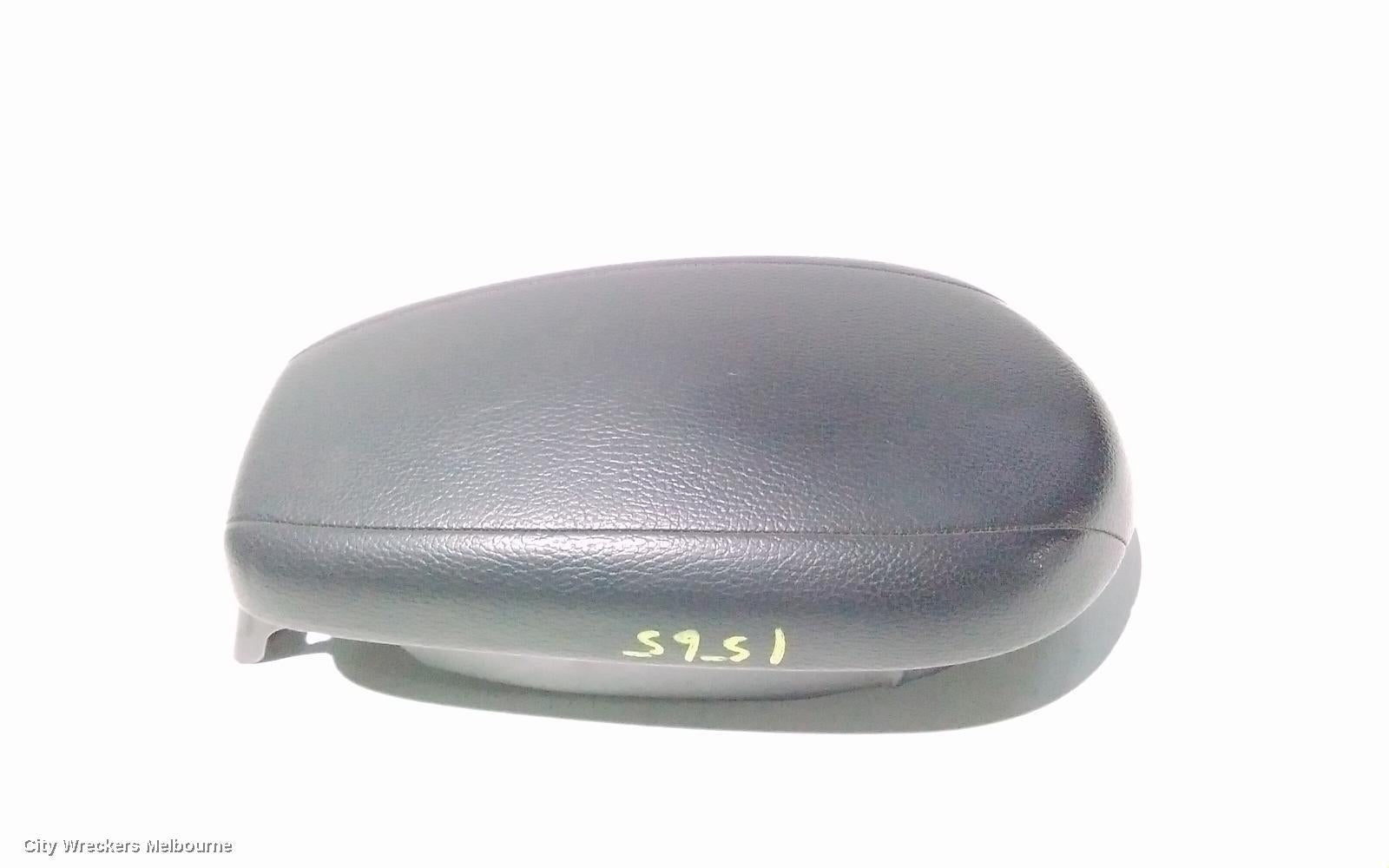 HYUNDAI VELOSTER CONSOLE, FS, 02/2012 - 02/2018 - Image 1