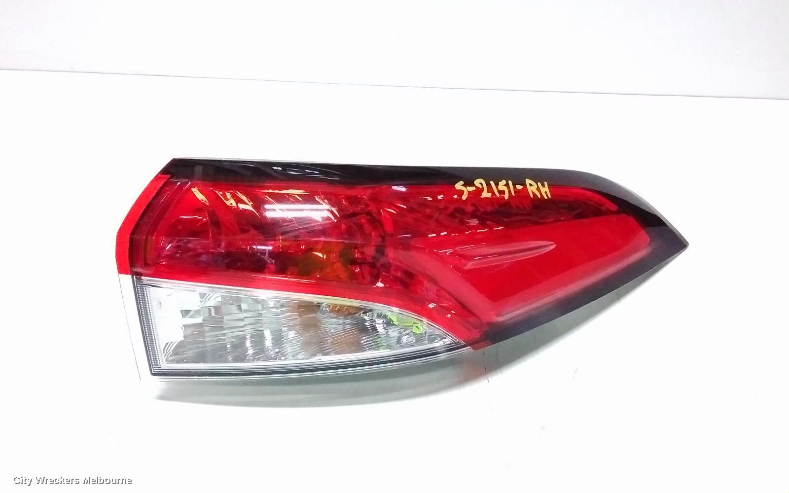 TOYOTA COROLLA RIGHT TAILLIGHT, E210, SEDAN, 09/2019 ONWARDS - Image 2