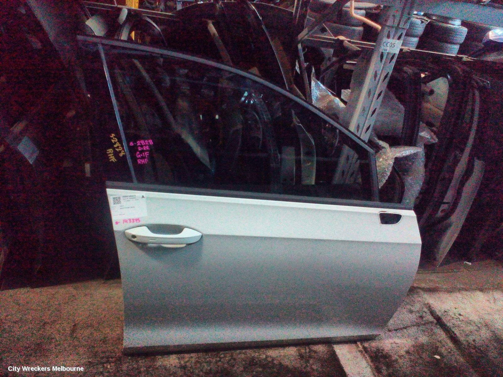 VOLKSWAGEN GOLF RIGHT FRONT DOOR, GEN 8, 09/2020 ONWARDS - Image 2