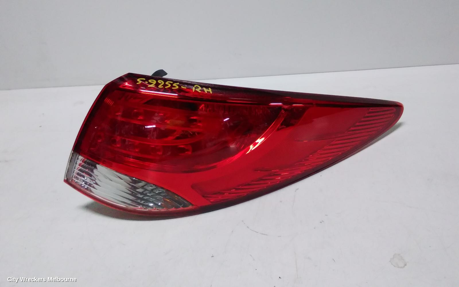 HYUNDAI IX35 RIGHT TAILLIGHT, LM SERIES (VIN TMAJ), IN BODY, 09/2013 - 01/2016 - Image 2