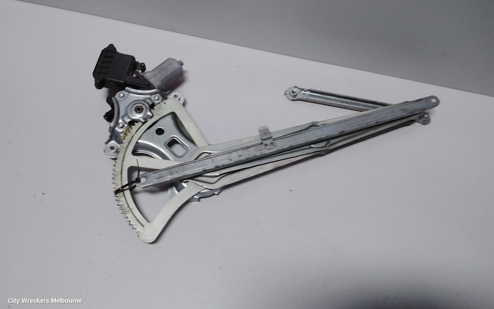 TOYOTA ESTIMA LEFT FRONT WINDOW REG/MOTOR, XR50, 05-19 - Image 3