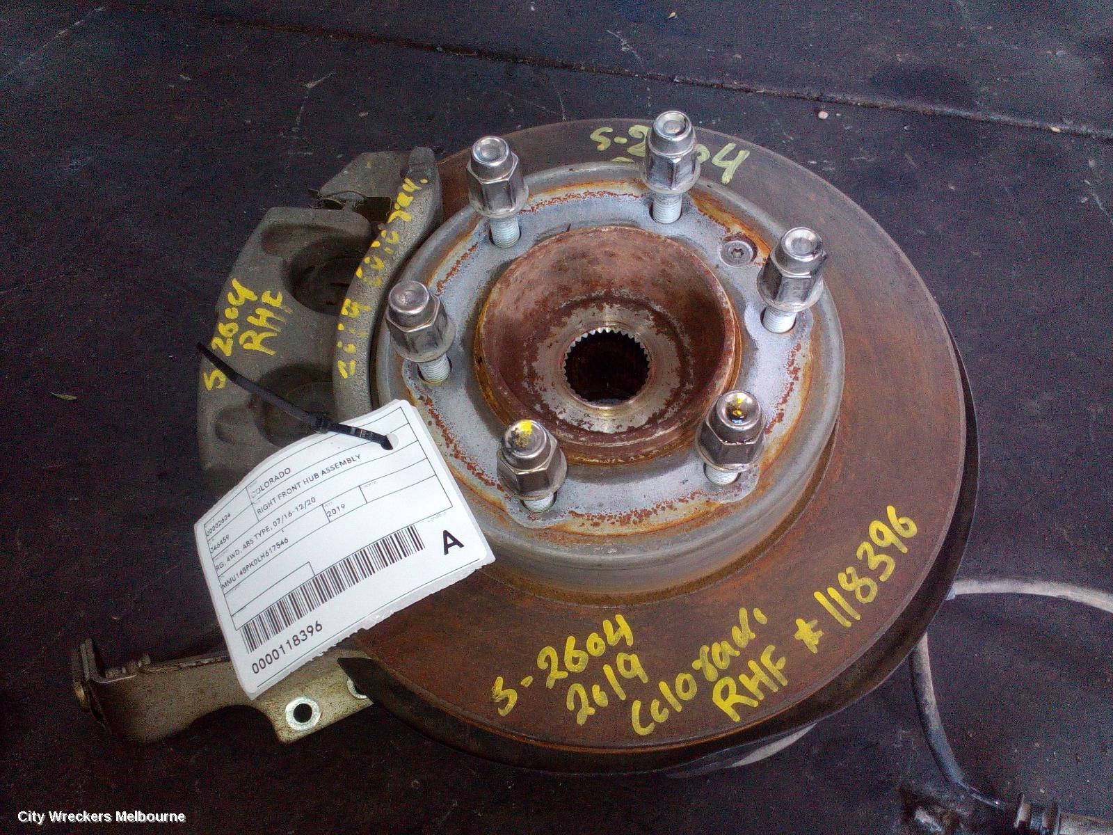 HOLDEN COLORADO RIGHT FRONT HUB ASSEMBLY, RG, 4WD, ABS TYPE, 07/2016 - 12/2020 - Image 1
