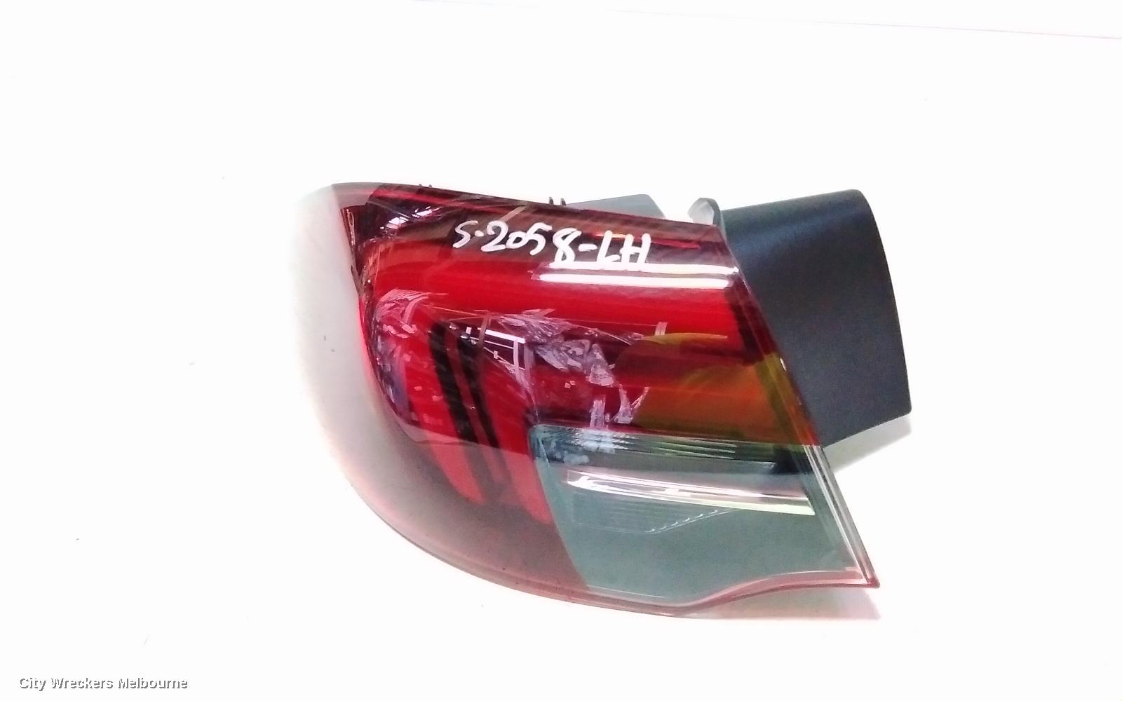 HOLDEN COMMODORE LEFT TAILLIGHT, ZB, HATCH, NON LED TYPE, 10/2017 - 12/2020 - Image 2