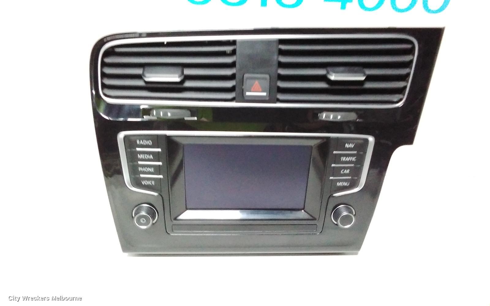 VOLKSWAGEN GOLF RADIO/CD/DVD/SAT/TV, SAT NAV TOUCHSCREEN, GEN 7, 03/2013 - 03/2017 - Image 2