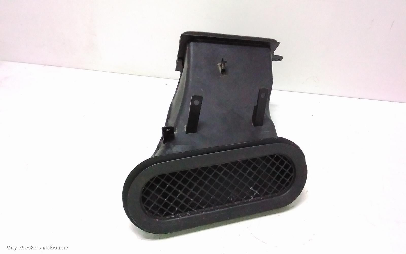 LDV DELIVER 9 AIR CLEANER DUCT/HOS, DIESEL, 2.0, AIR INTAKE HOSE (TURBO TO AIRBOX), 07/2020 ONWARDS - Image 2