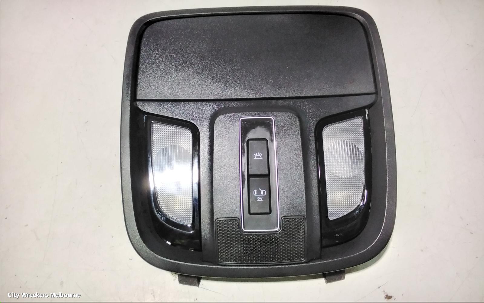 KIA SORENTO COURTESY LIGHT, UM, FRONT, NON SUNROOF CONTROLS TYPE, 03/2015 - 01/2020 - Image 3
