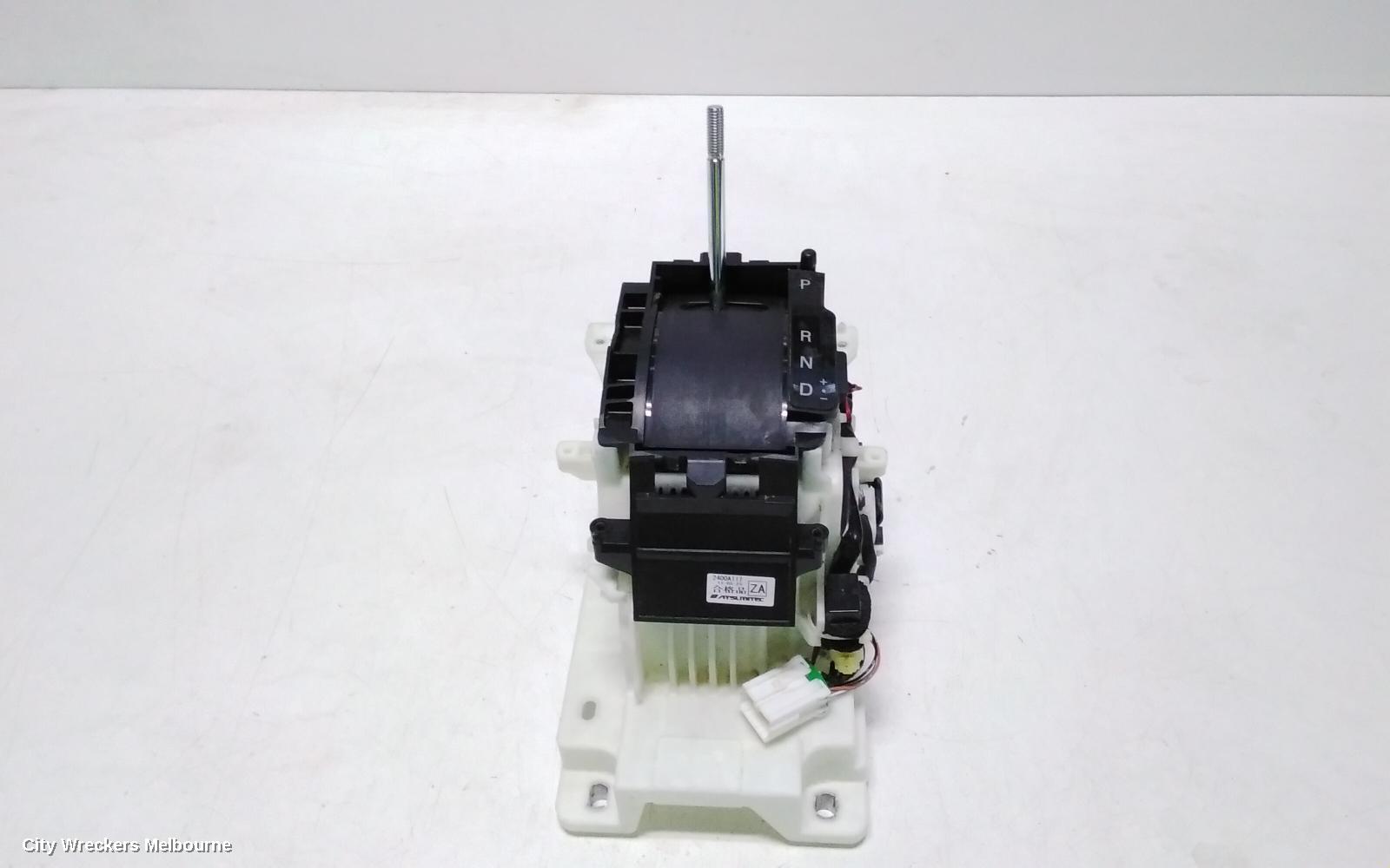 MITSUBISHI ASX GEAR STICK/SHIFTER, AUTO T/M, 2.0, PETROL, 2WD, ROUND SHIFTER TYPE, XA-XB, 05/2010 - 08/2016 - Image 2
