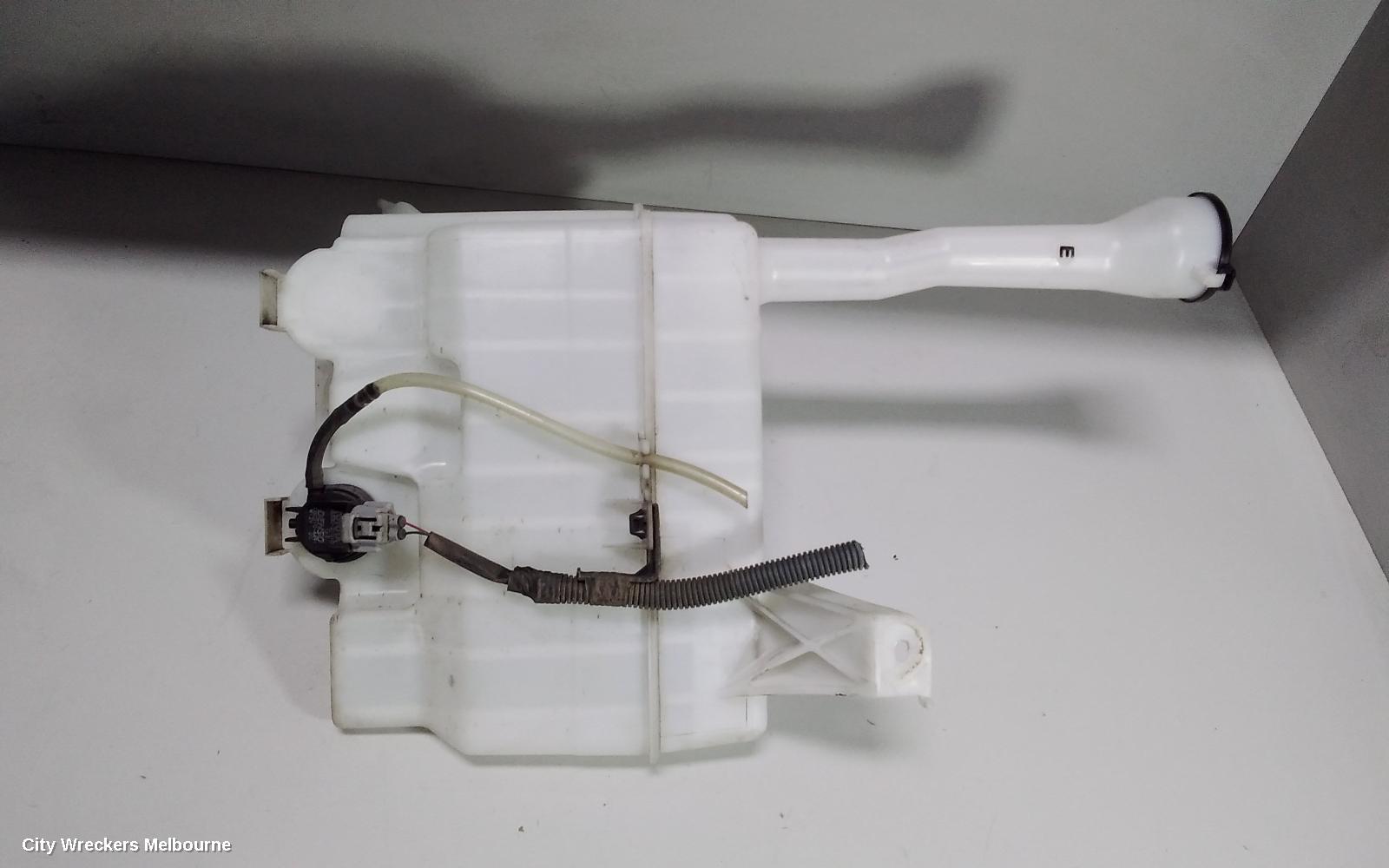 TOYOTA CAMRY WASHER BOTTLE, ASV50/AVV50, 12/2011 - 10/2017 - Image 2