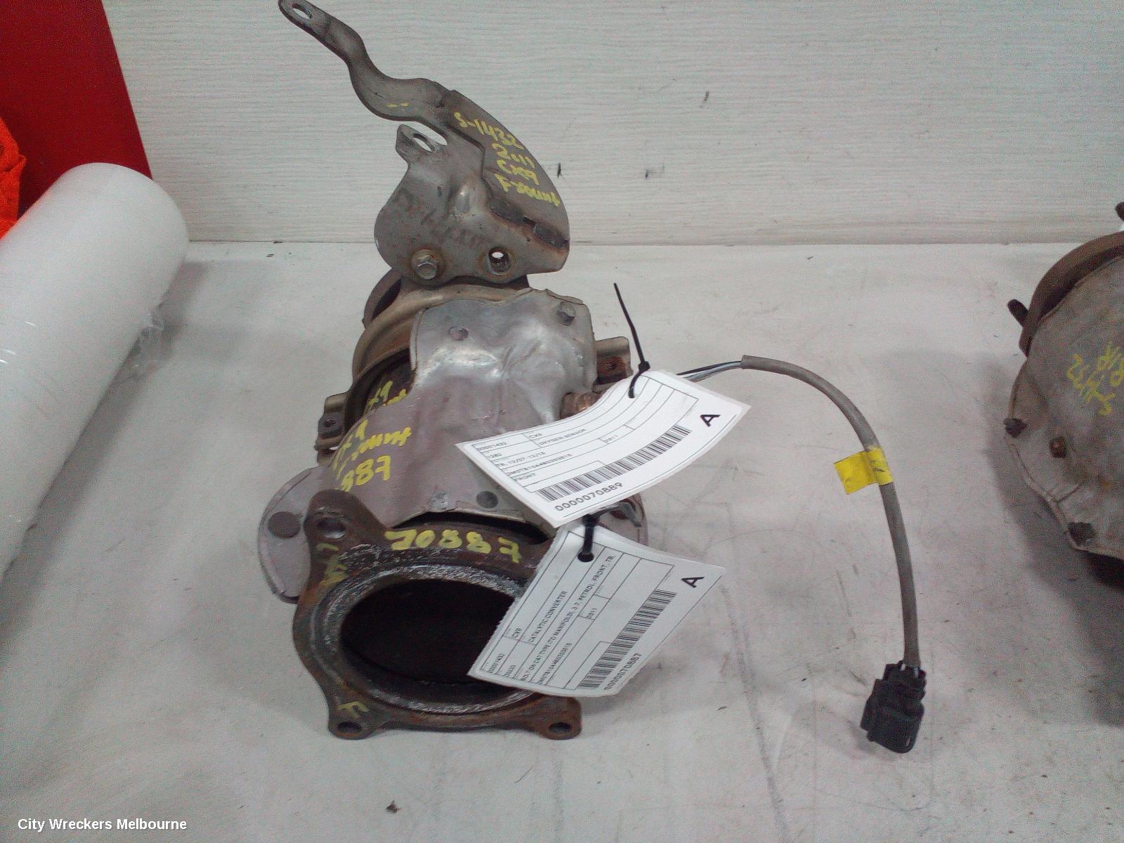 MAZDA CX9 CATALYTIC CONVERTER, BOLT ON CAT TYPE (TO MANIFOLD), 3.7, PETROL, FRONT, TB, 12/2007 - 12/2015 - Image 1