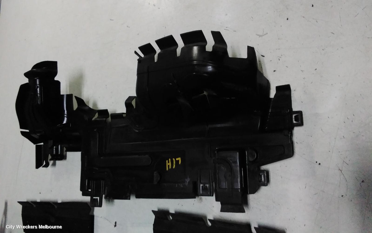AUDI Q7, 4M, 07/2015 ONWARDS, AIR GUIDE FRONT: 145127 - Image 3