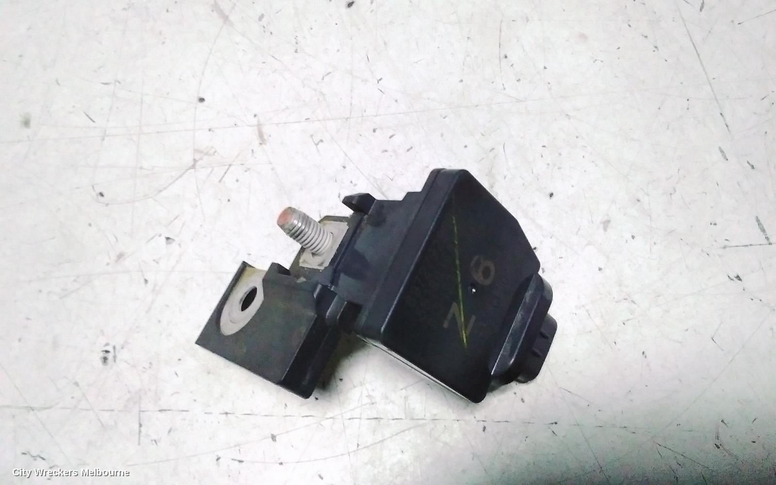 ISUZU DMAX BATTERY TERMINAL, RG, 07/2020 ONWARDS - Image 1