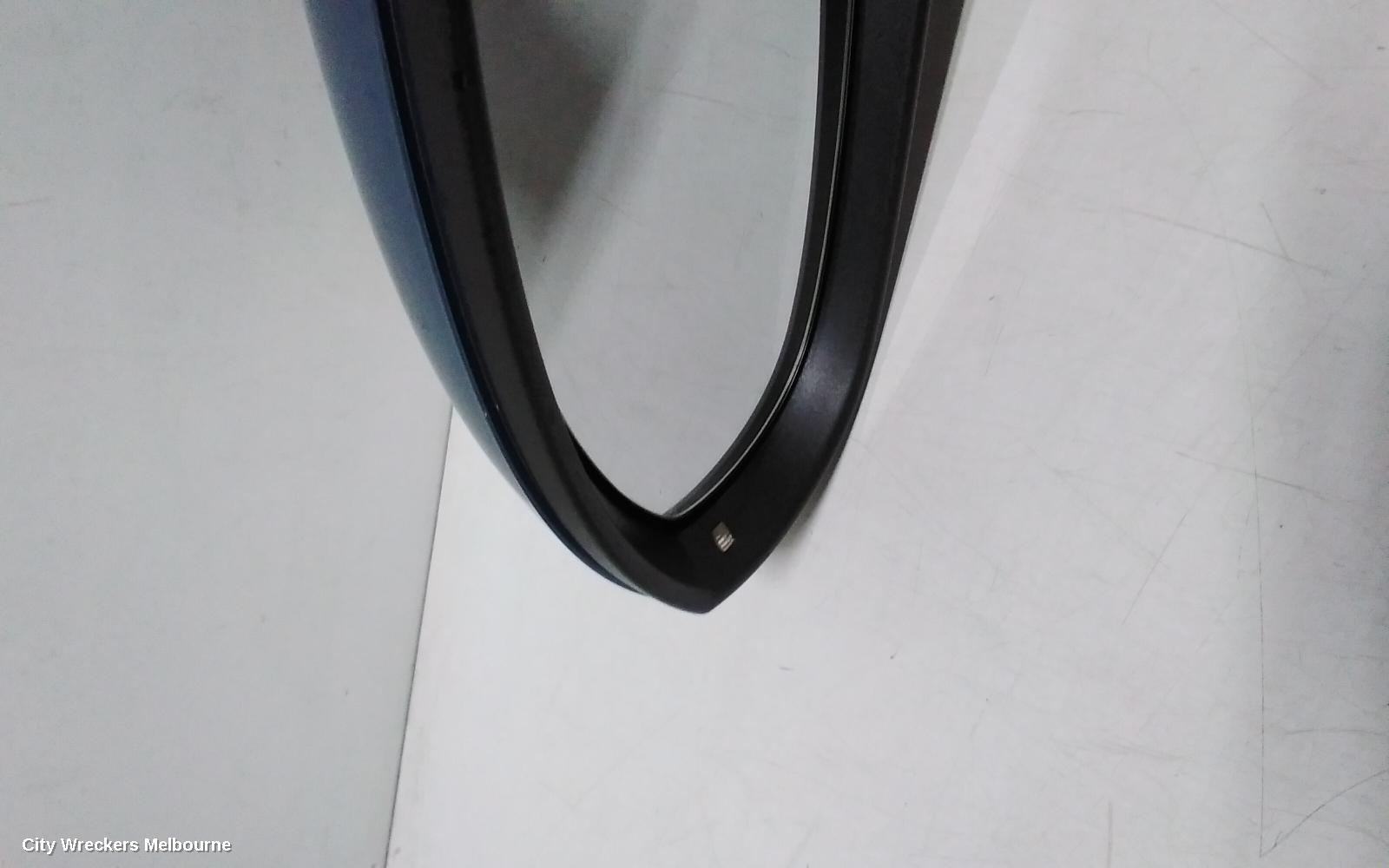 VOLKSWAGEN GOLF LEFT DOOR MIRROR, GEN 7, COLOUR CODED, MANUAL FOLD, NON MEMORY, HEATED, NON LANE CHANGE ASSIST TYPE (6XN/7Y0), 12/2012 - 03/2017 - Image 3