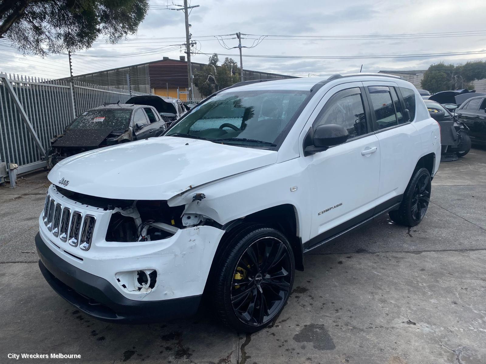 JEEP COMPASS CONSOLE, MK, 07/2011 - 12/2016 - Image 2