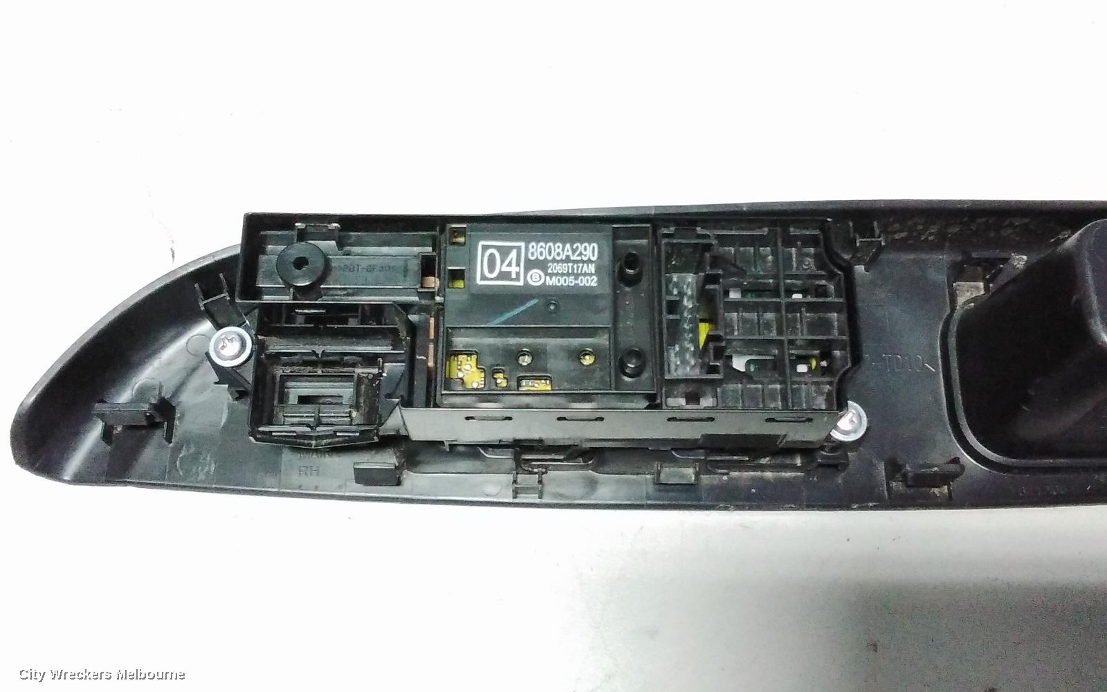 MITSUBISHI TRITON PWR DR WIND SWITCH, RH FRONT (MASTER SWITCH), 4 DOOR SWITCH TYPE, MQ-MR, 03/2015 ONWARDS - Image 3