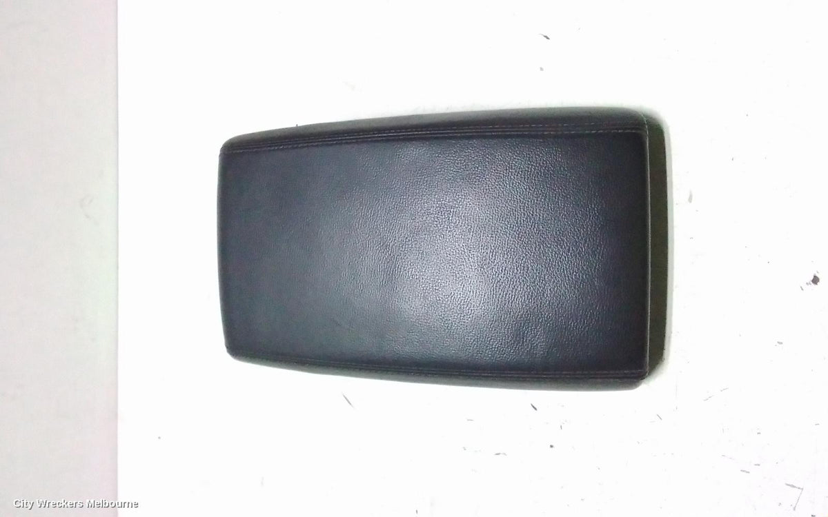 AUDI A6 CONSOLE, C7/4G, 04/2011 - 06/2018 - Image 1