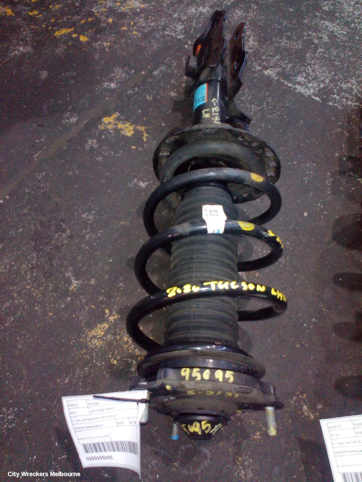 HYUNDAI TUCSON LEFT FRONT STRUT, TL, KOREAN BUILT (VIN KMHJ), 2WD, 06/2018 - 01/2021 - Image 3