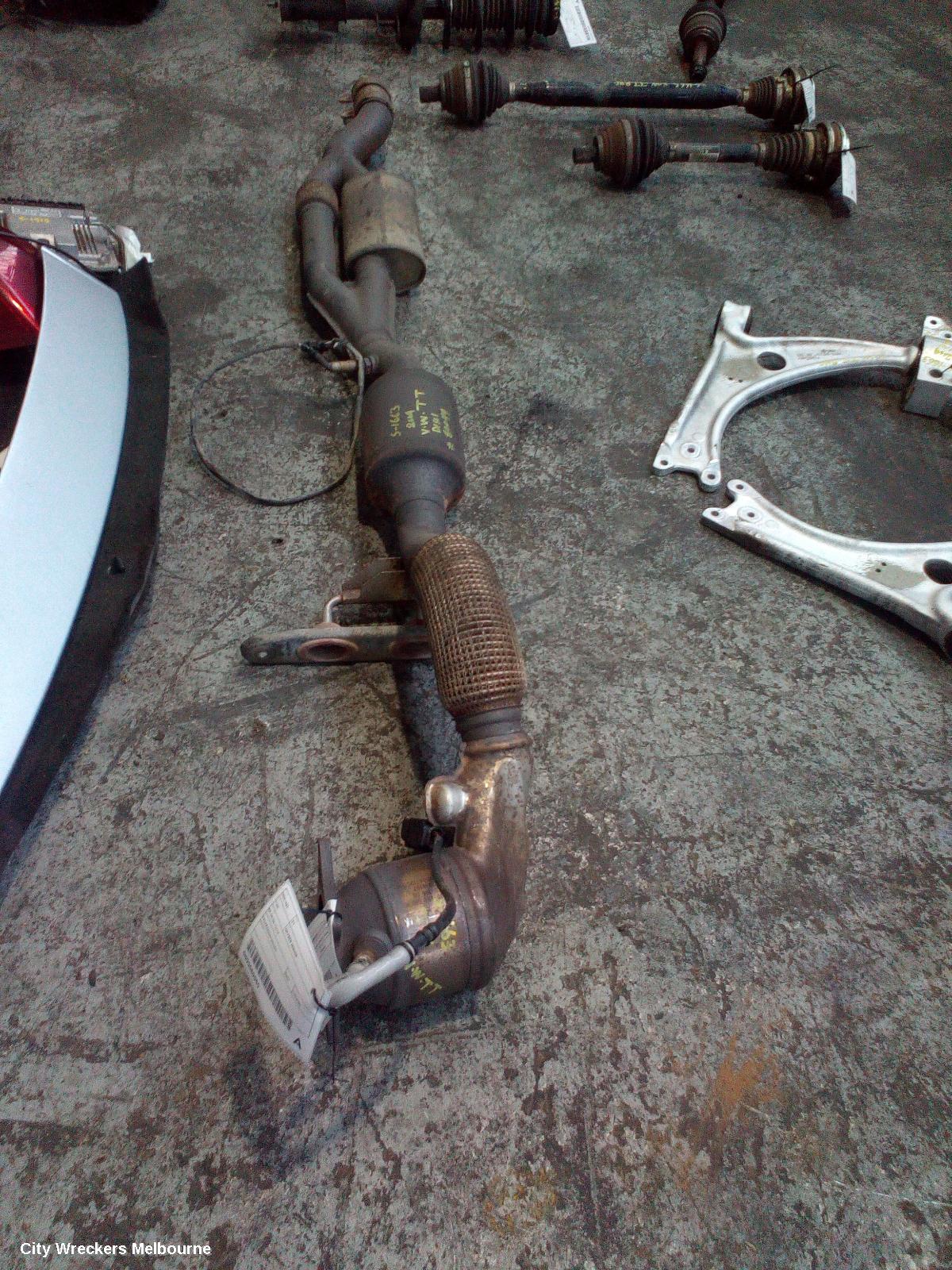 AUDI TT CATALYTIC CONVERTER, UNDER CAR-CAT TYPE, 2.0, PETROL, BWA CODE, 8J, 09/2006 - 08/2010 - Image 1