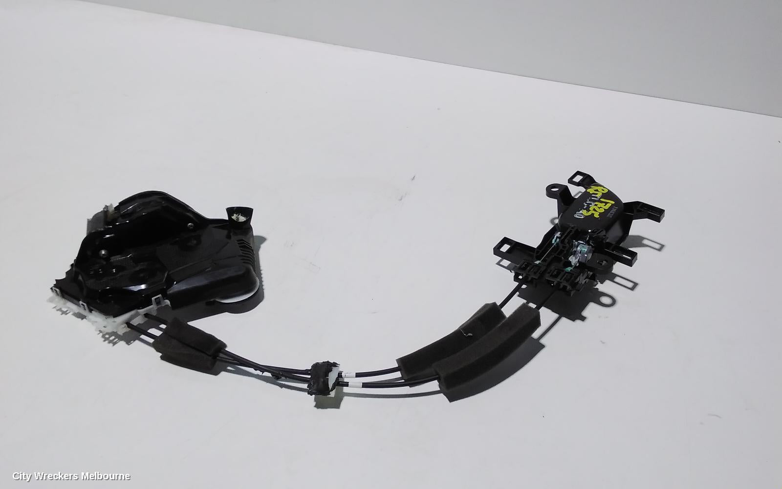 HONDA CRV DOOR/BOOT/GATE LOCK, RIGHT FRONT DOOR LOCK, RW, 05/2017 ONWARDS - Image 1