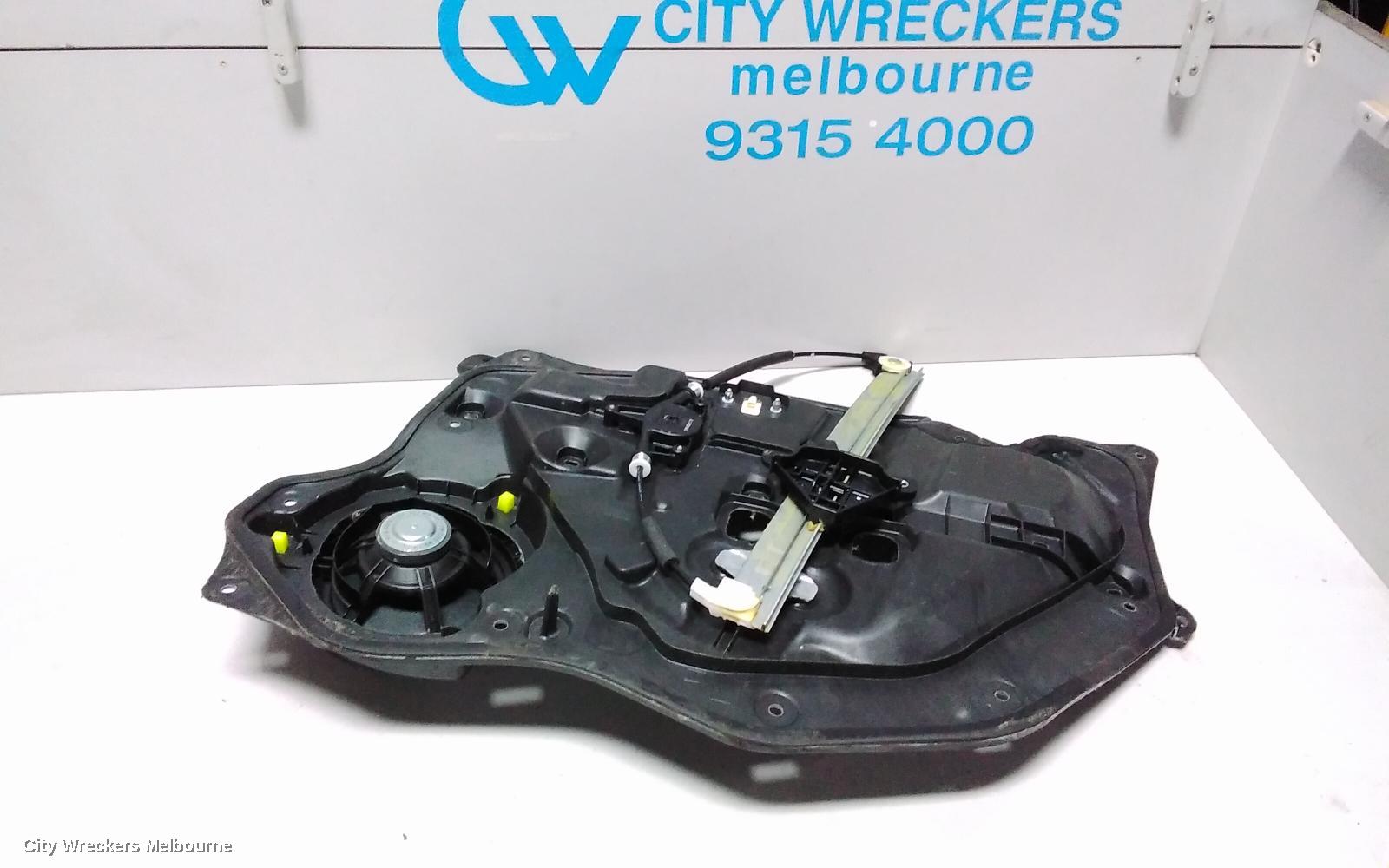 MAZDA CX3 LEFT FRONT WINDOW REG/MOTOR, DK, 03/2015 - 01/2017 - Image 2