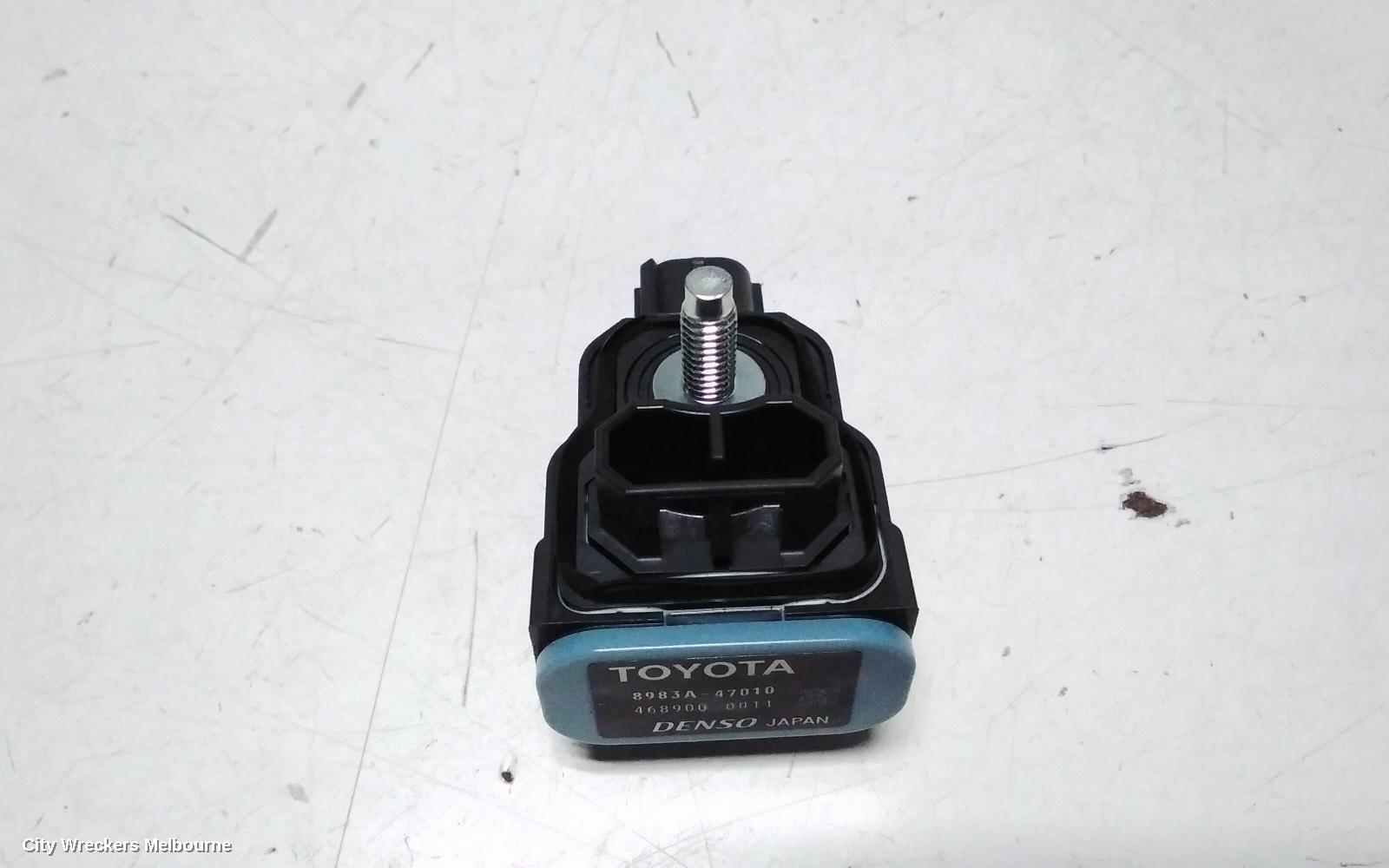 TOYOTA C-HR, GEN 1, 12/2016 - 09/2023, SENSOR CRASH PRESSURE 8983A-47010 : 118912 - Image 1